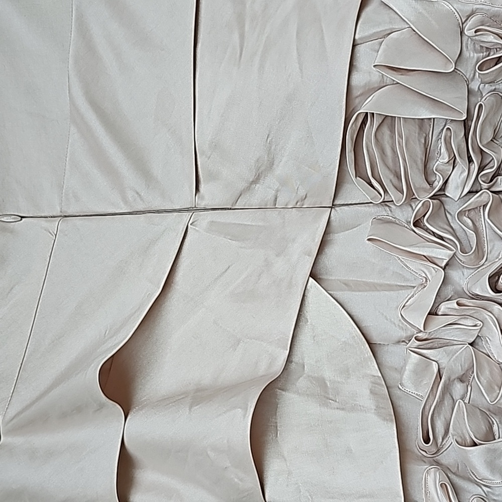 Laundry by Shelli Segal, Size 2, Cream - Picture 4 of 5